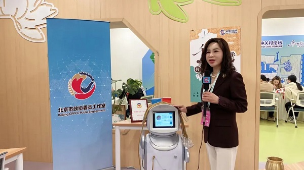 “北京榜样•最美互联网从业者”提名人选｜何银萍：互联网时代的最美医者  一带一路  健康丝绸之路  中医文化  非遗传承  