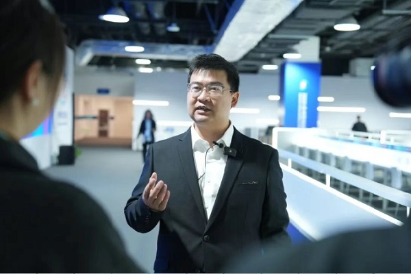 神笔生物:从点亮中关村论坛开始,迈向三个万亿产业赛道 一带一路 丝路文旅 丝路文化 疗愈经济 神笔生物 发光植物 2026中关村论坛年会 神笔生物:从点亮中关村论坛开始,迈向三个万亿产业赛道 一带一路 丝路文旅 丝路文化 疗愈经济 神笔生物 发光植物 2026中关村论坛年会