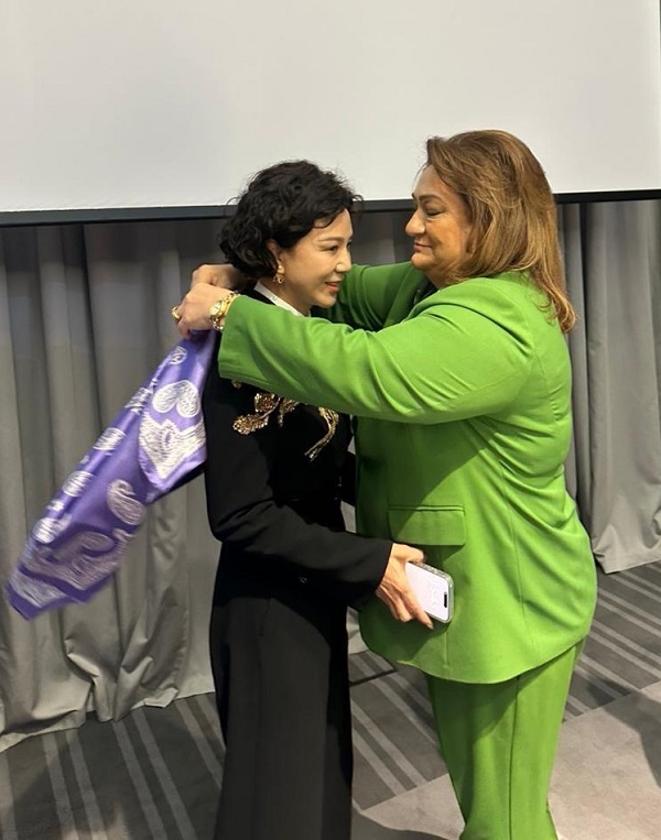 阿塞拜疆国家议会家庭、妇女和儿童事务委员会主席会见甘肃旅游产业投资商会代表团共拓“一带一路”阿塞拜疆与甘肃旅游产业融合新路径 一带一路 丝路文旅 贸易畅通 阿塞拜疆 阿塞拜疆国家议会家庭、妇女和儿童事务委员会主席会见甘肃旅游产业投资商会代表团共拓“一带一路”阿塞拜疆与甘肃旅游产业融合新路径 一带一路 丝路文旅 贸易畅通 阿塞拜疆
